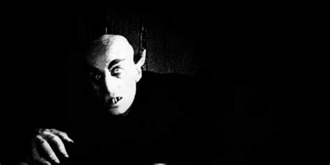 Nosferatu, Eine Symphonie des Grauens! A Chilling Tale of Vampires and Forbidden Love!